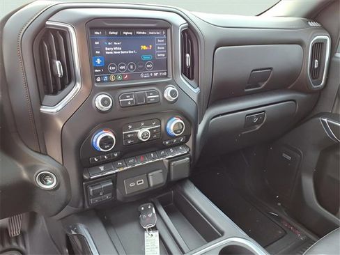 Certified 2023 GMC Sierra 2500 AT4 w/ AT4 Preferred Package image 5