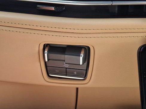 Certified 2025 Cadillac Escalade IQ Sport 2 w/ LPO, ONYX Package image 14