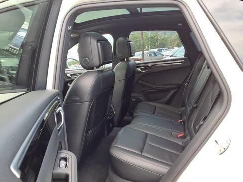 Used 2023 Porsche Macan Turbo w/ Premium Package Plus AWD/4WD image 17