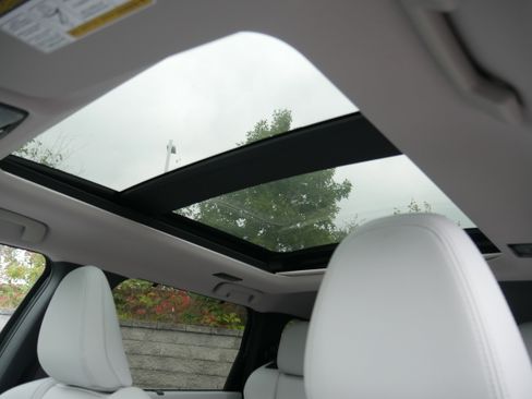 New 2025 Mitsubishi Outlander AWD image 15