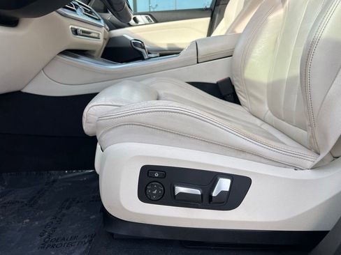 Used 2019 BMW X5 xDrive40i w/ Convenience Package image 38