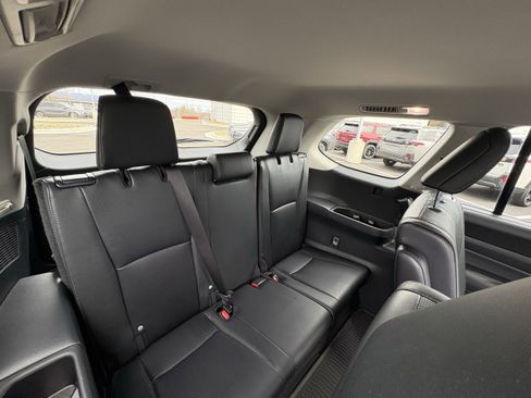 Used 2024 Toyota Grand Highlander Limited image 31