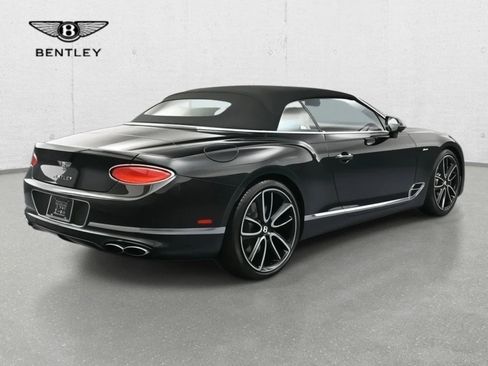 Certified 2023 Bentley Continental GT V8 AWD/4WD image 8