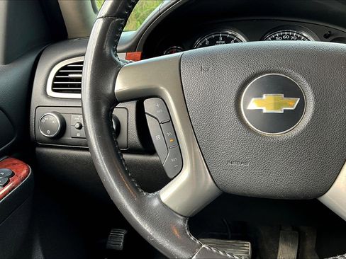 Used 2012 Chevrolet Tahoe LT AWD/4WD image 11