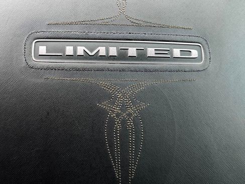 Used 2024 RAM 1500 Limited AWD/4WD image 21