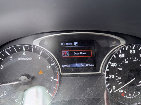 Used 2020 Nissan Pathfinder Platinum w/ Cargo Package AWD/4WD image 14