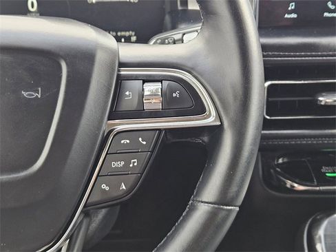 Certified 2021 Lincoln Nautilus Standard w/ Equipment Group 101A image 28