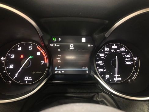 Used 2022 Alfa Romeo Stelvio Ti w/ Active Assist Plus Package AWD/4WD image 58