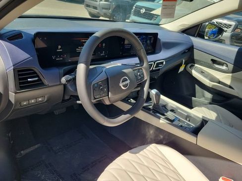 New 2026 Nissan Sentra SL w/ Floor Mat Package FWD image 7