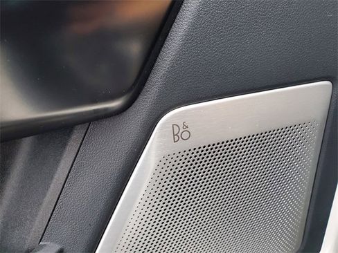 Used 2022 Ford F150 Platinum w/ Equipment Group 701A High image 11