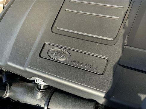New 2026 Land Rover Range Rover Velar Dynamic SE image 17