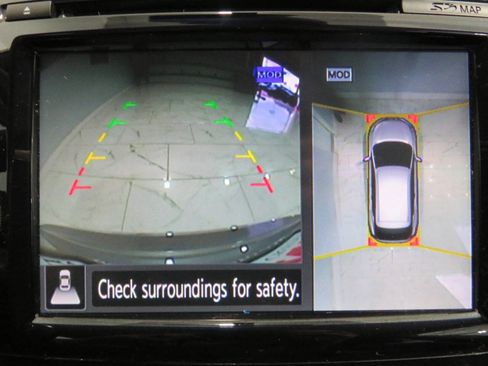 Used 2016 Nissan Murano Platinum FWD image 18