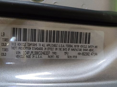 Used 2019 Jeep Cherokee Latitude Plus w/ Comfort/Convenience Group image 33