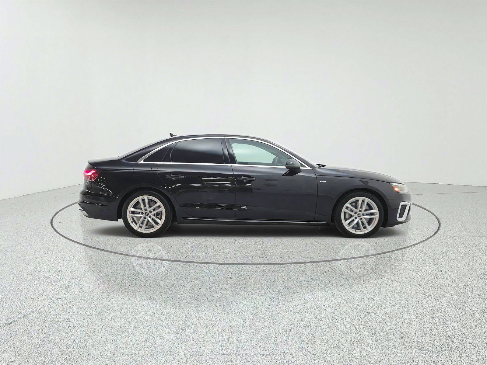 Used 2023 Audi A4 2.0T Premium AWD/4WD image 4