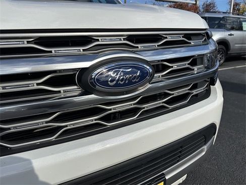 Certified 2024 Ford Expedition Max Platinum image 10