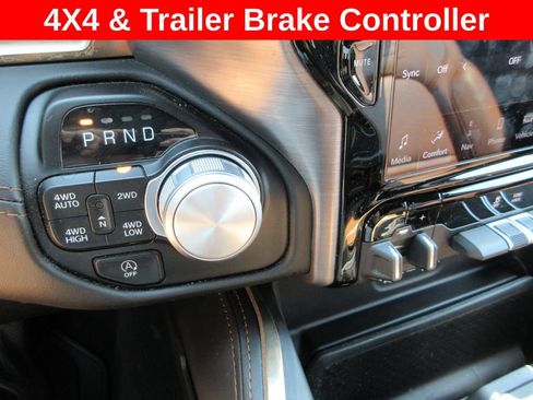 Used 2024 RAM 1500 Limited AWD/4WD image 19