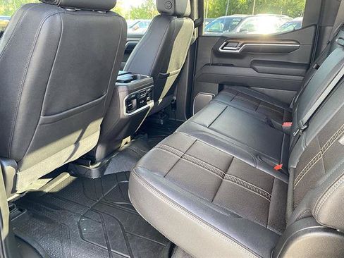 Used 2025 Chevrolet Silverado 1500 High Country AWD/4WD image 52