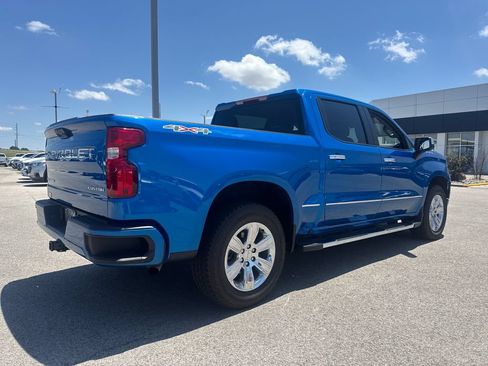 Used 2024 Chevrolet Silverado 1500 Custom AWD/4WD image 6