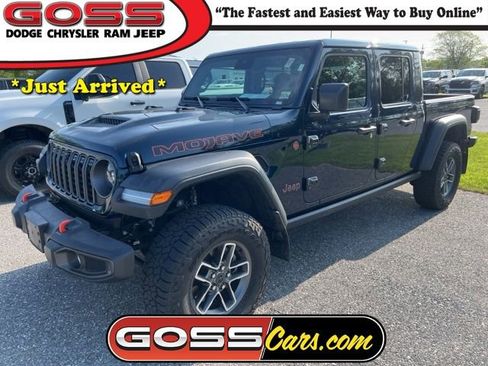 Used 2025 Jeep Gladiator Mojave w/ Convenience Group AWD/4WD image 1