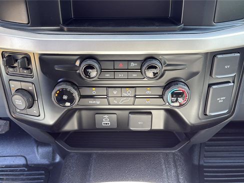 New 2026 Ford F350 XL w/ XL Chrome Package AWD/4WD image 24