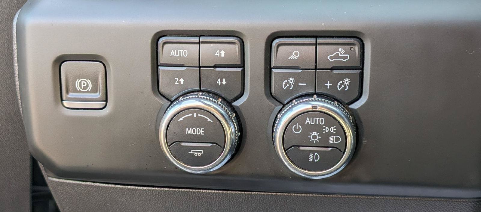 Used 2024 GMC Sierra 1500 AT4X w/ AT4X AEV Edition AWD/4WD image 17