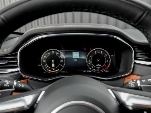 New 2026 Jaguar F-PACE R-Dynamic S image 12