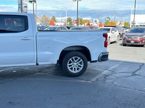 Used 2019 Chevrolet Silverado 1500 LT w/ Z71 Off-Road Package AWD/4WD image 7