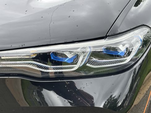Used 2020 BMW X7 M50i AWD/4WD image 12