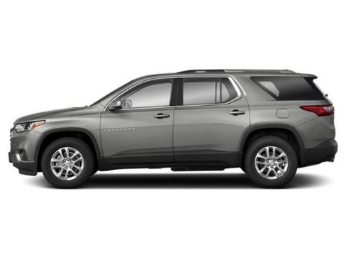 Used 2019 Chevrolet Traverse LT w/ LPO, 'HIT The Road' Package AWD/4WD image 6