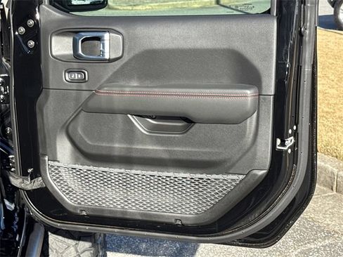 New 2026 Jeep Wrangler Unlimited Rubicon image 16