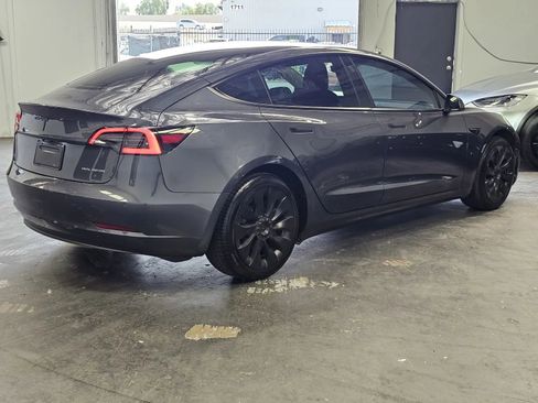 Used 2022 Tesla Model 3 Long Range AWD/4WD image 4