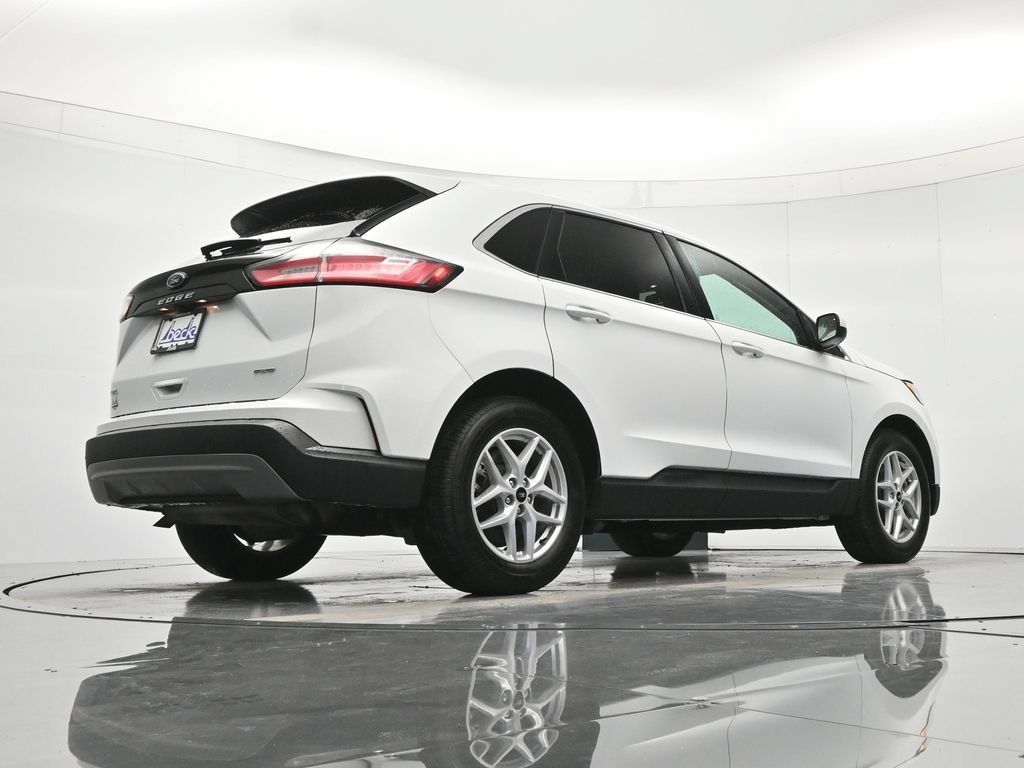 Used 2024 Ford Edge SEL AWD/4WD image 40