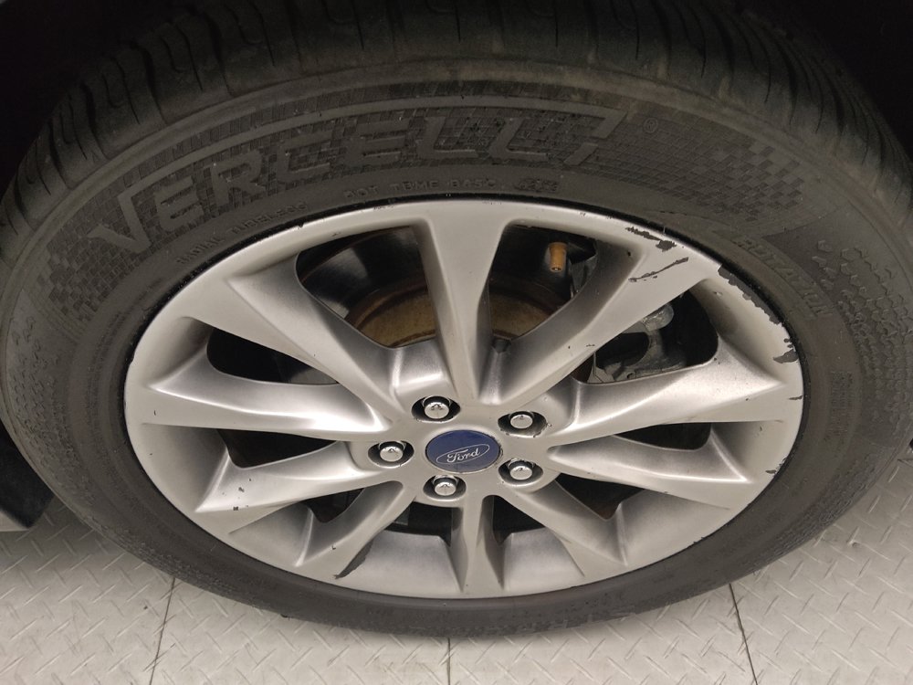 Used 2018 Ford Fusion SE FWD image 31