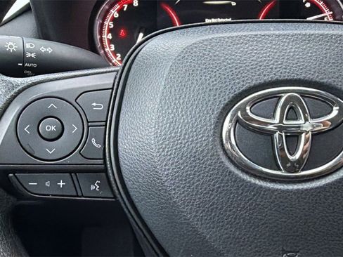 Certified 2025 Toyota RAV4 XLE image 28