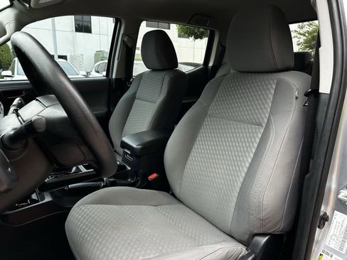 Used 2022 Toyota Tacoma SR w/ SR Convenience Package image 25