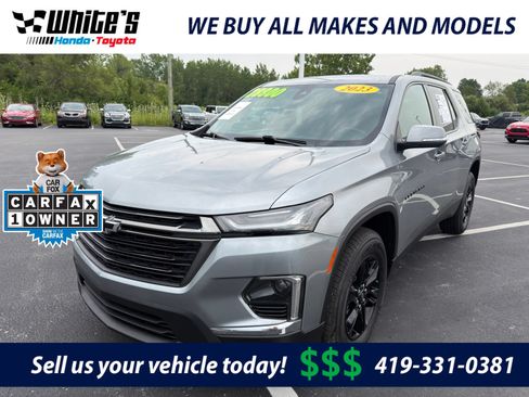 Used 2023 Chevrolet Traverse LT FWD image 1