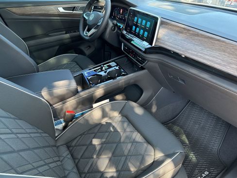 New 2026 Volkswagen Atlas SEL Premium R-Line AWD/4WD image 26
