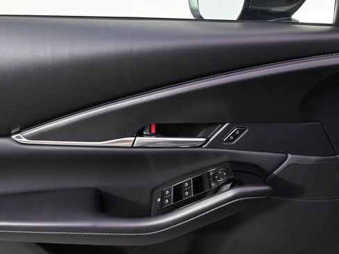 Used 2025 MAZDA CX-30 AWD 2.5 S w/ Preferred Package image 22