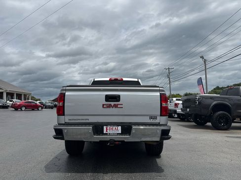 Used 2015 GMC Sierra 1500 SLT w/ SLT Crew Cab Value Package AWD/4WD image 4