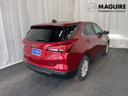 Used 2022 Chevrolet Equinox LT AWD/4WD image 28