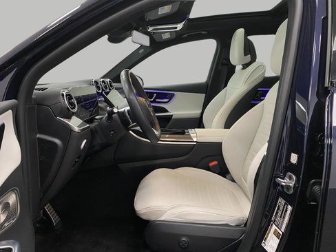 Certified 2024 Mercedes-Benz GLC 300 4MATIC image 30