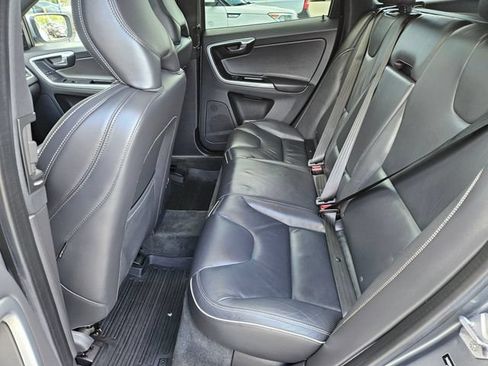 Used 2016 Volvo XC60 T6 R-Design Platinum w/ Climate Package AWD/4WD image 14