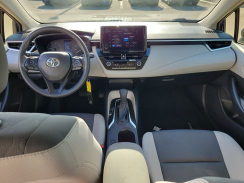 Used 2023 Toyota Corolla LE FWD image 18