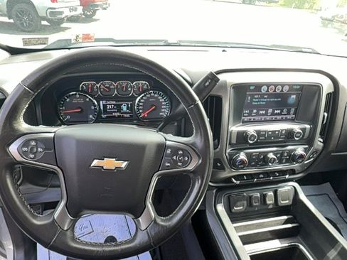 Used 2018 Chevrolet Silverado 1500 LT w/ All Star Edition AWD/4WD image 15