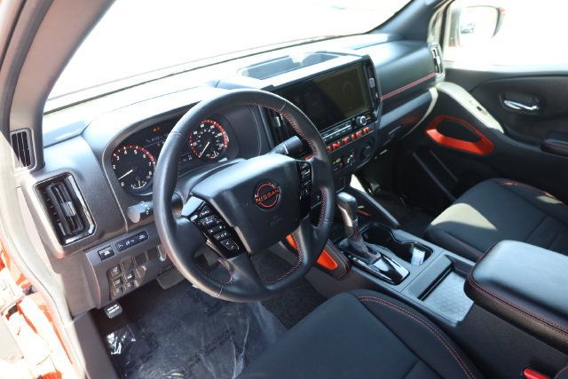 Used 2025 Nissan Frontier PRO-4X w/ Interior Protection Package AWD/4WD image 11