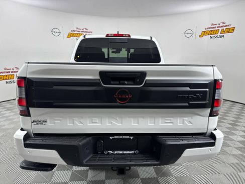 New 2026 Nissan Frontier Pro-X image 4