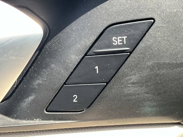 Used 2021 BMW X5 sDrive40i w/ Premium Package RWD image 33
