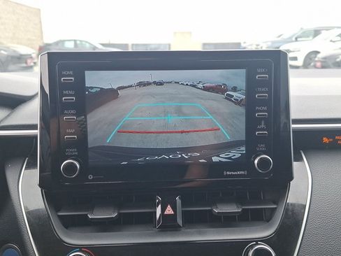 Used 2021 Toyota Corolla LE FWD image 13