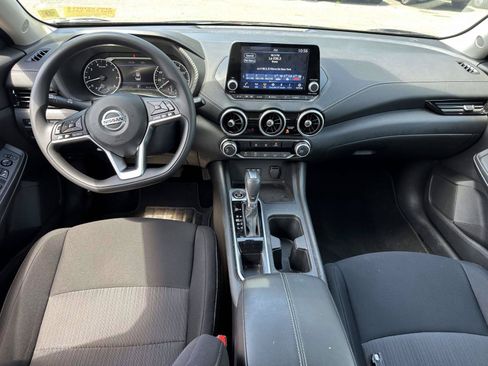 Certified 2023 Nissan Sentra SV FWD image 16