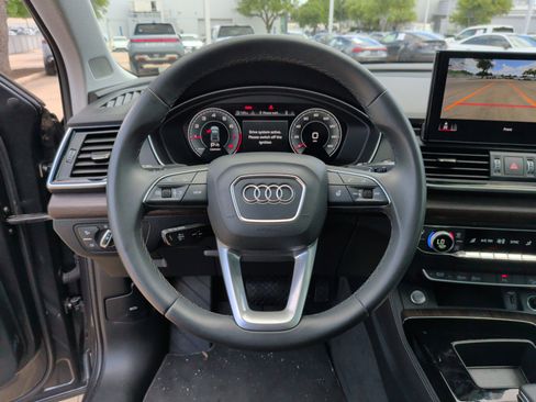 Certified 2023 Audi Q5 2.0T Premium Plus w/ Premium Plus Package AWD/4WD image 17
